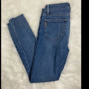PAIGE Jeans Verdugo Ankle Jeans Light Wash 26 EUC